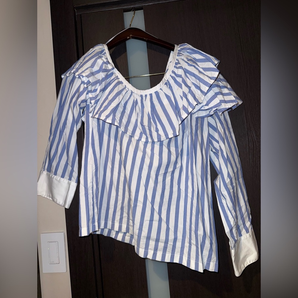 Clu Women’s Blue and White Striped Ruffle Blouse Size M